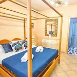 Smeralda - 3 Bedroom And Jacuzzi Villa