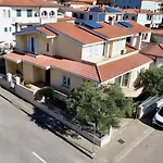 Smeralda - 3 Bedroom And Jacuzzi Villa Arzachena