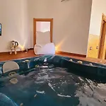 Smeralda - 3 Bedroom And Jacuzzi Arzachena