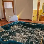 Smeralda - 3 Bedroom And Jacuzzi *