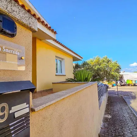 Villa Smeralda - 3 Bedroom And Jacuzzi
