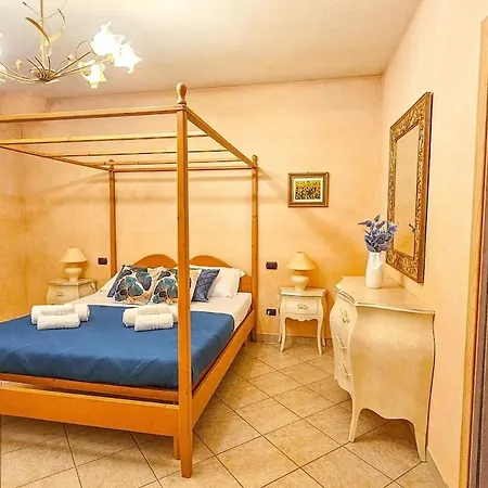 Smeralda - 3 Bedroom&jacuzzi Villa