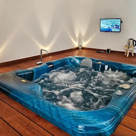 Smeralda - 3 Bedroom&jacuzzi *