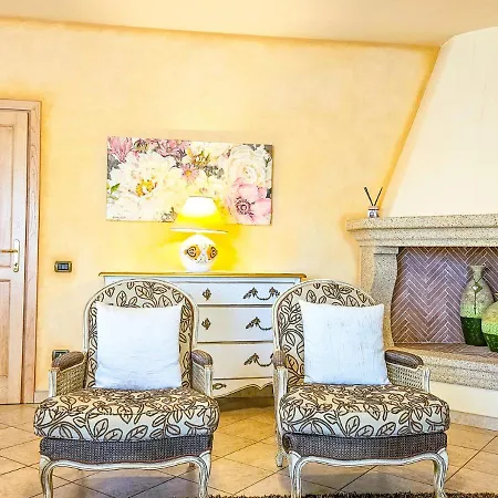 Villa Smeralda - 3 Bedroom And Jacuzzi *