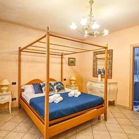 Smeralda - 3 Bedroom&jacuzzi Villa *