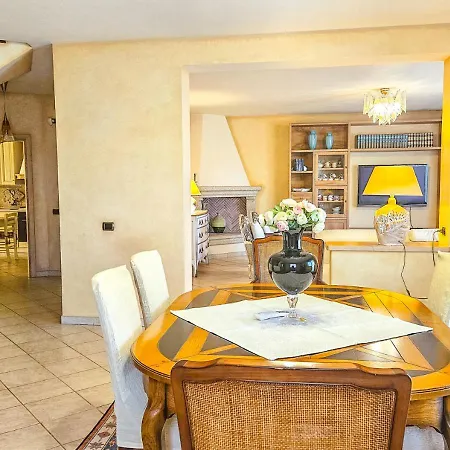 Smeralda - 3 Bedroom And Jacuzzi Villa *