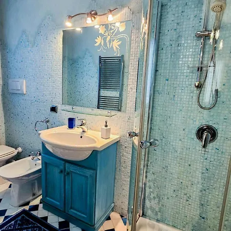 Villa Smeralda - 3 Bedroom And Jacuzzi *