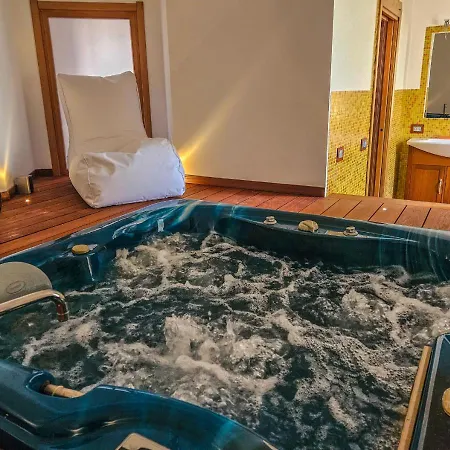 Smeralda - 3 Bedroom And Jacuzzi